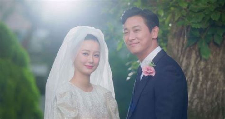 Is Lee Je-Hoon Married? Exploring His Personal Life